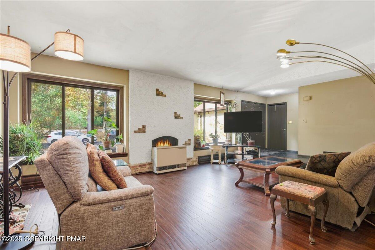 1152 Great Oak Drive