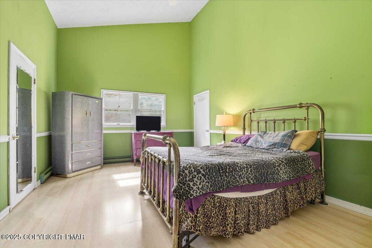 1152 Great Oak Drive