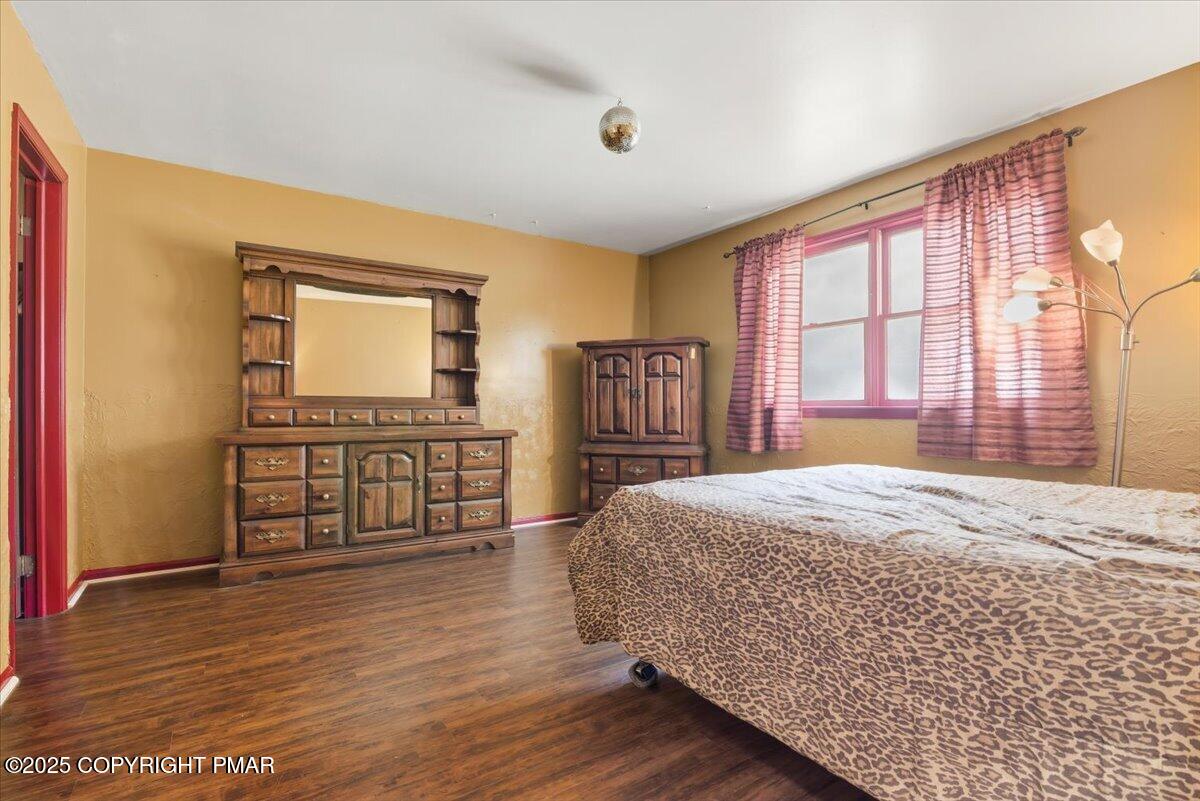 1152 Great Oak Drive