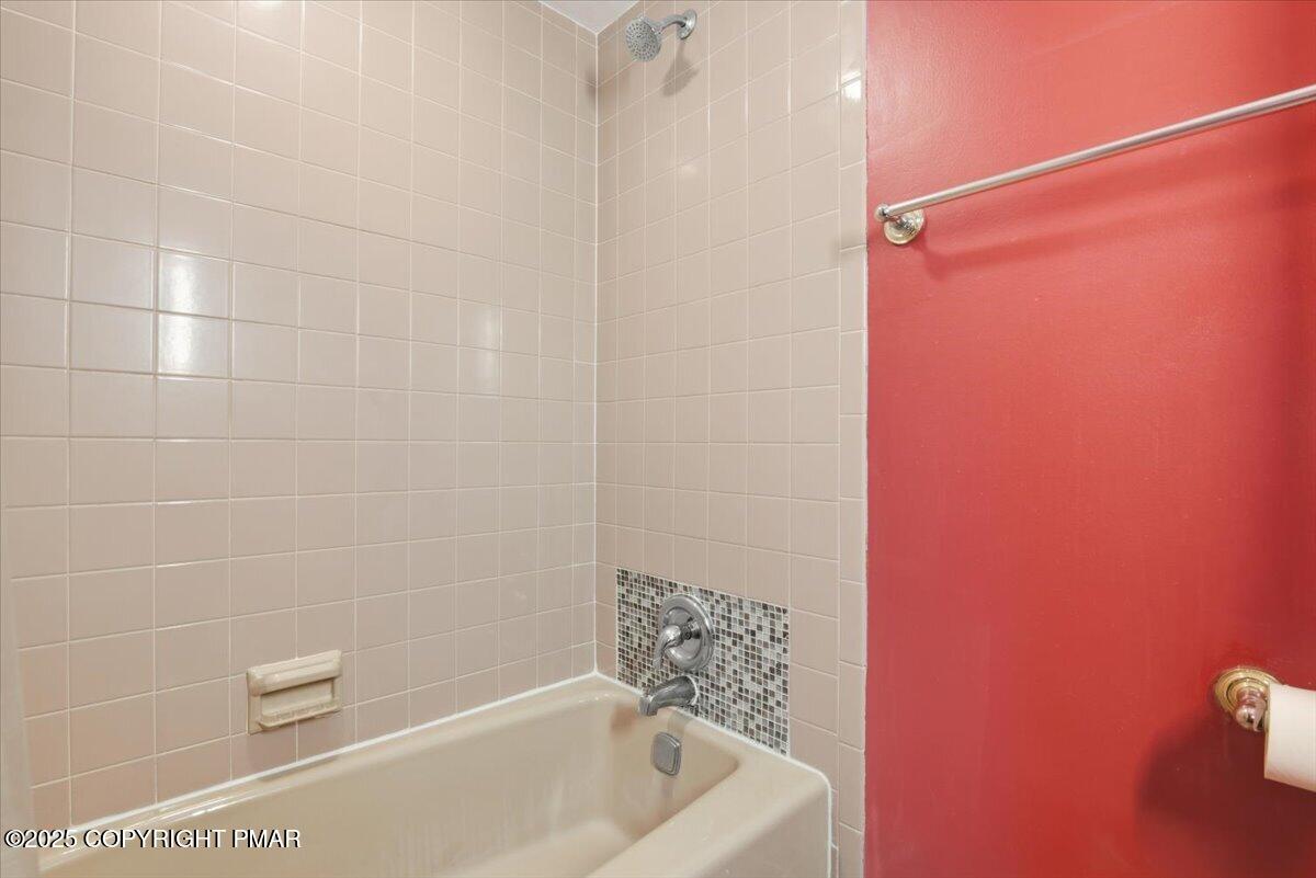 1152 Great Oak Drive