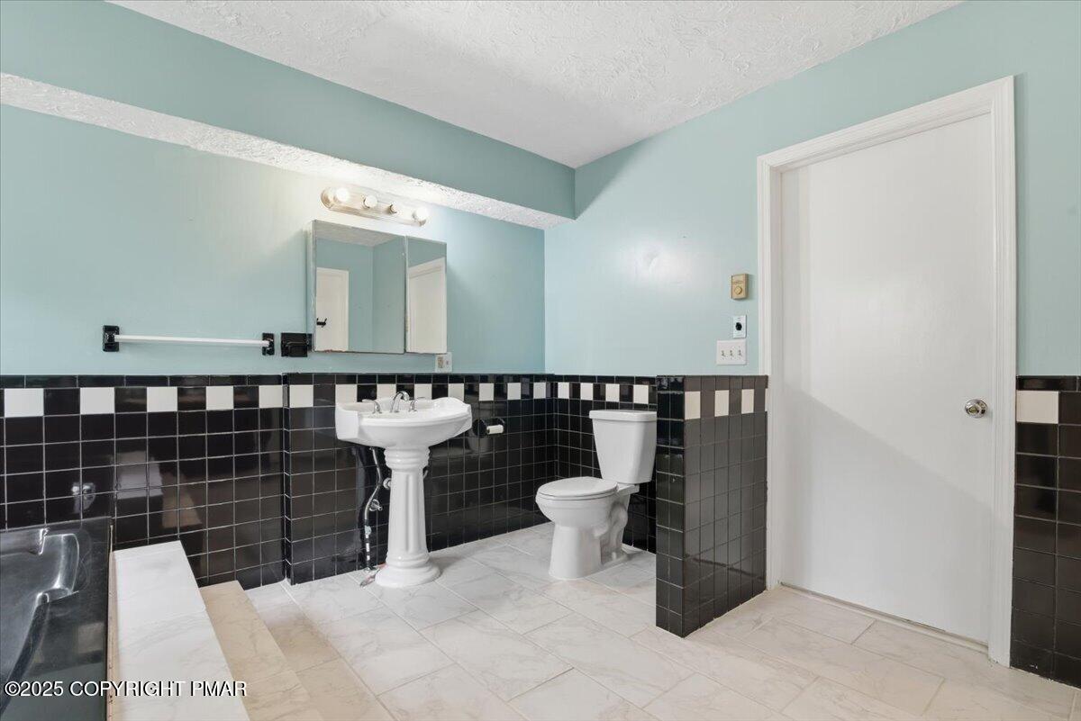 1152 Great Oak Drive