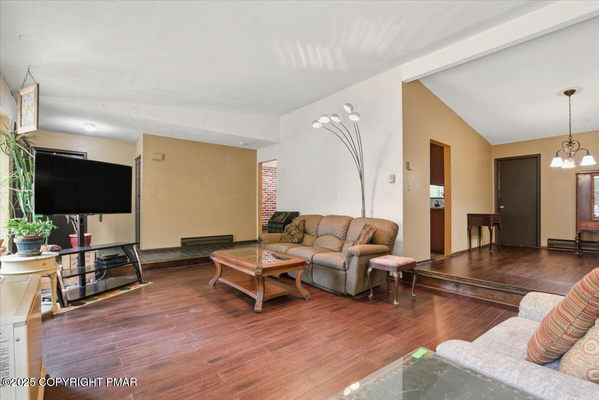 1152 Great Oak Drive