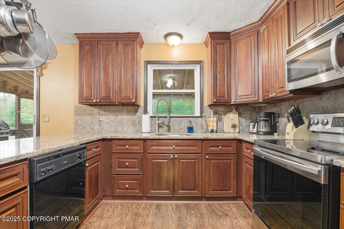 1152 Great Oak Drive