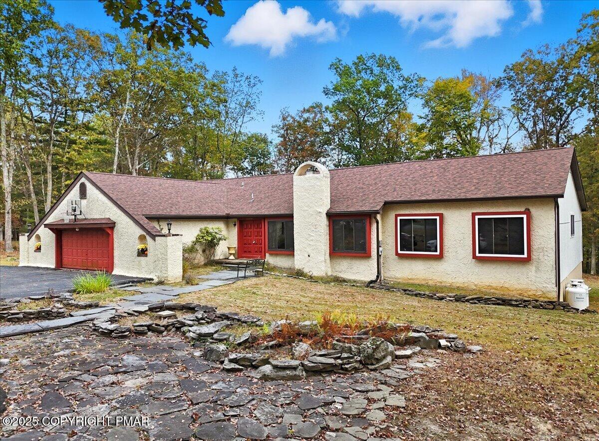 1152 Great Oak Drive