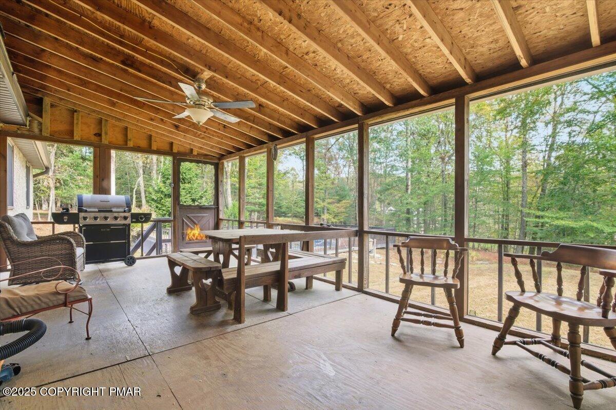 1152 Great Oak Drive