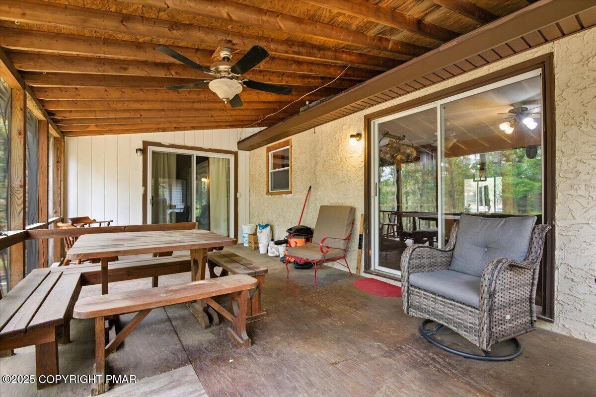 1152 Great Oak Drive