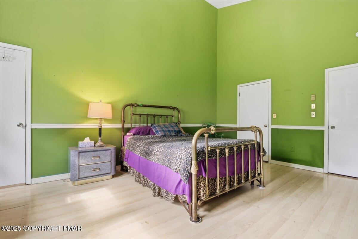 1152 Great Oak Drive