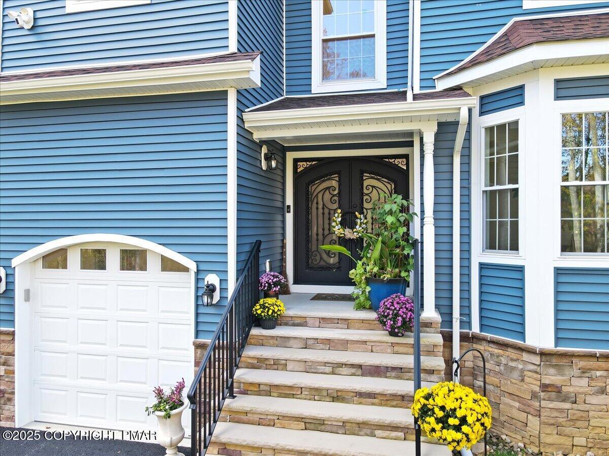 109 Forest Lake Drive