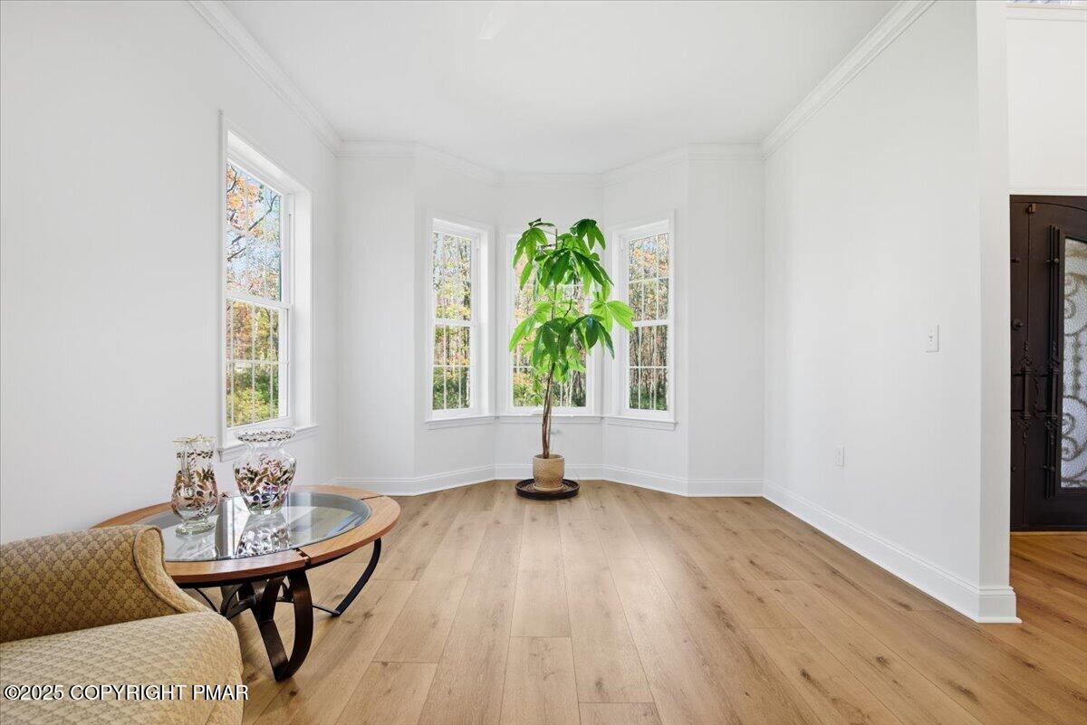 109 Forest Lake Drive