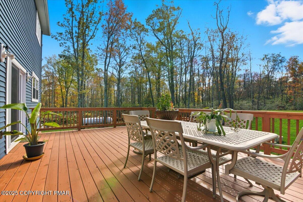 109 Forest Lake Drive