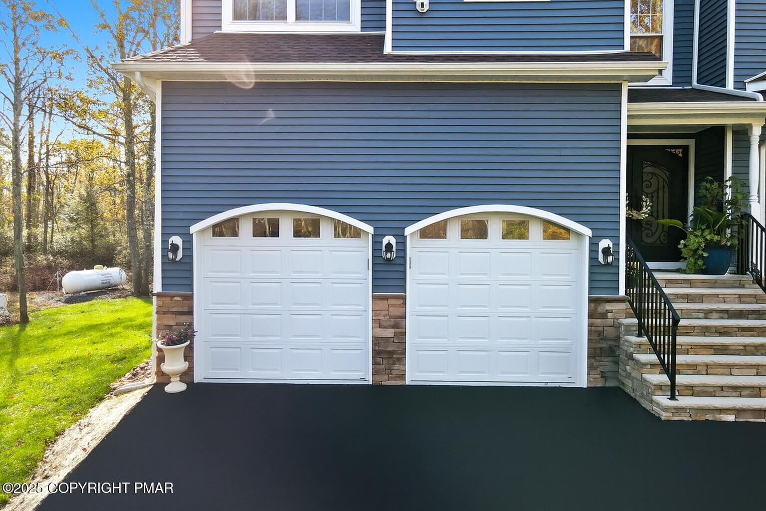 109 Forest Lake Drive