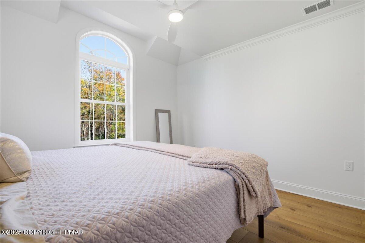 109 Forest Lake Drive