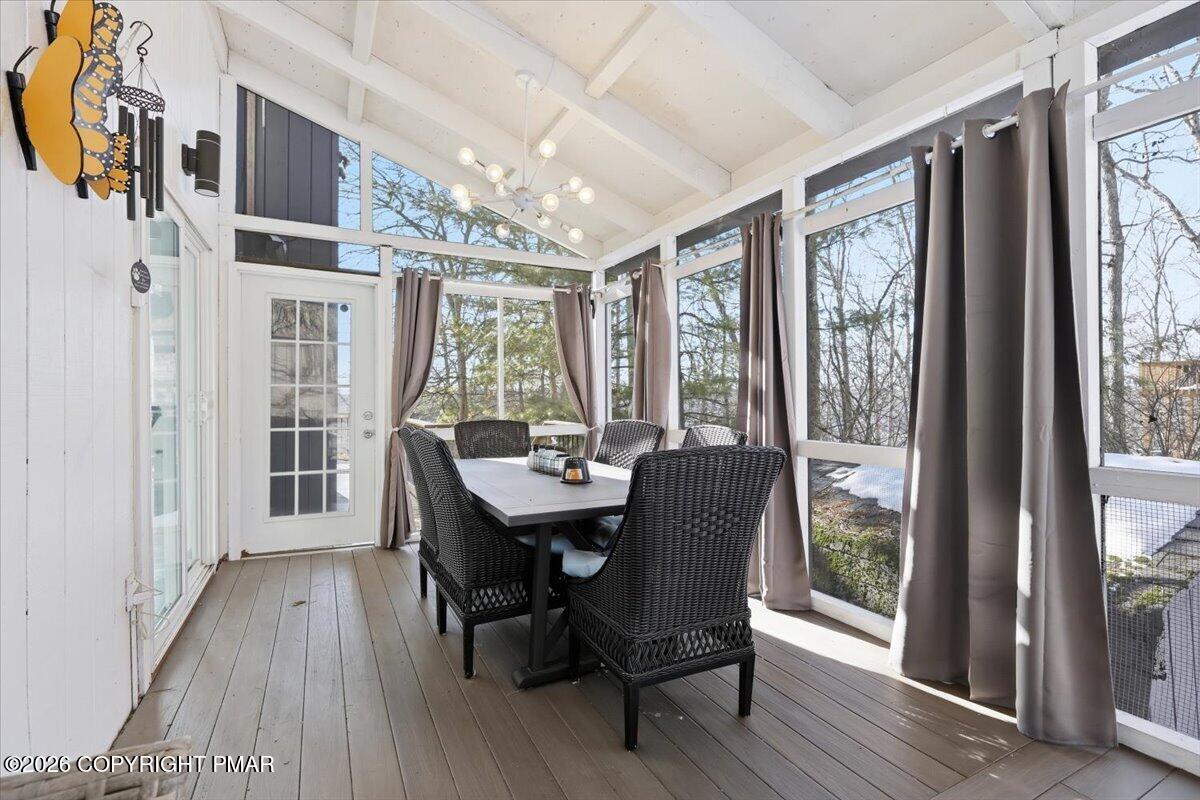 5135 Woodbridge Drive E