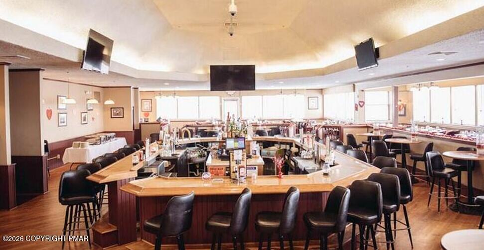 5135 Woodbridge Drive E