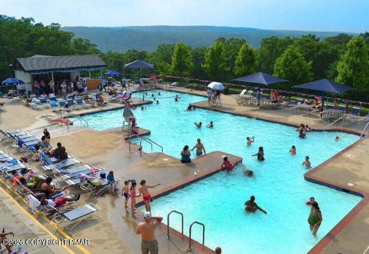 5135 Woodbridge Drive E