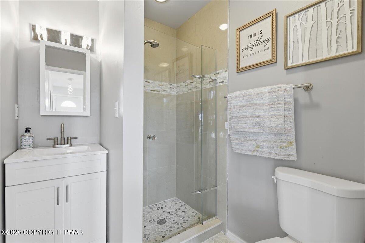 5135 Woodbridge Drive E