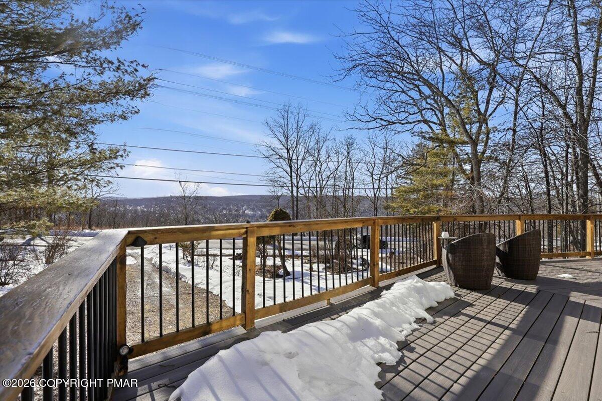 5135 Woodbridge Drive E