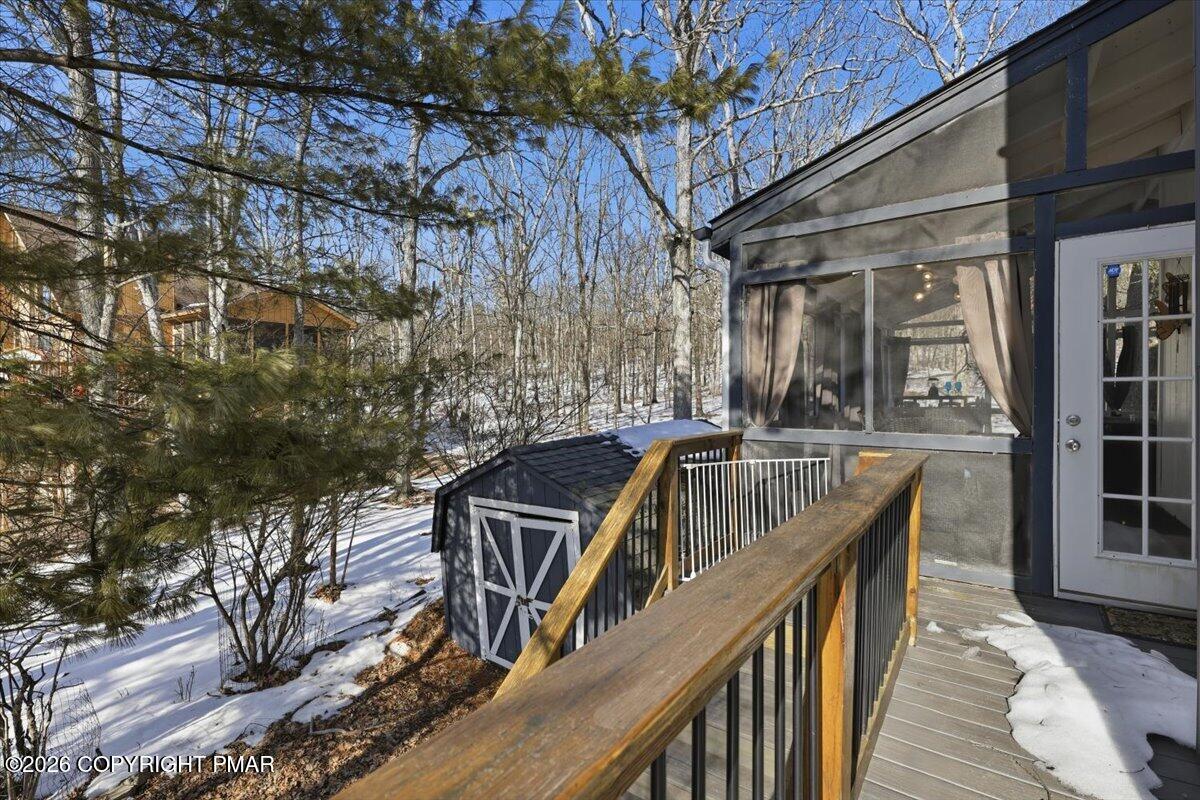 5135 Woodbridge Drive E