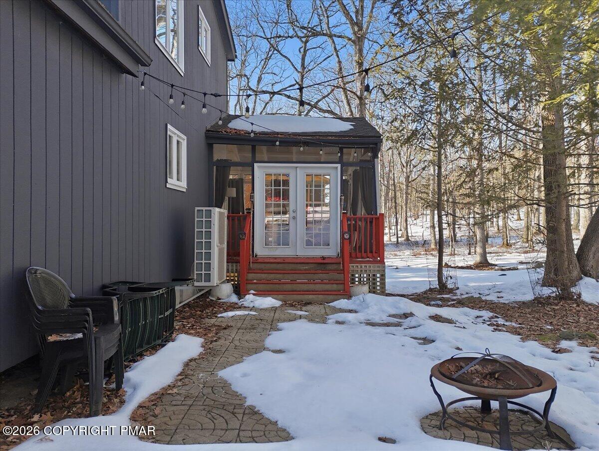 5135 Woodbridge Drive E