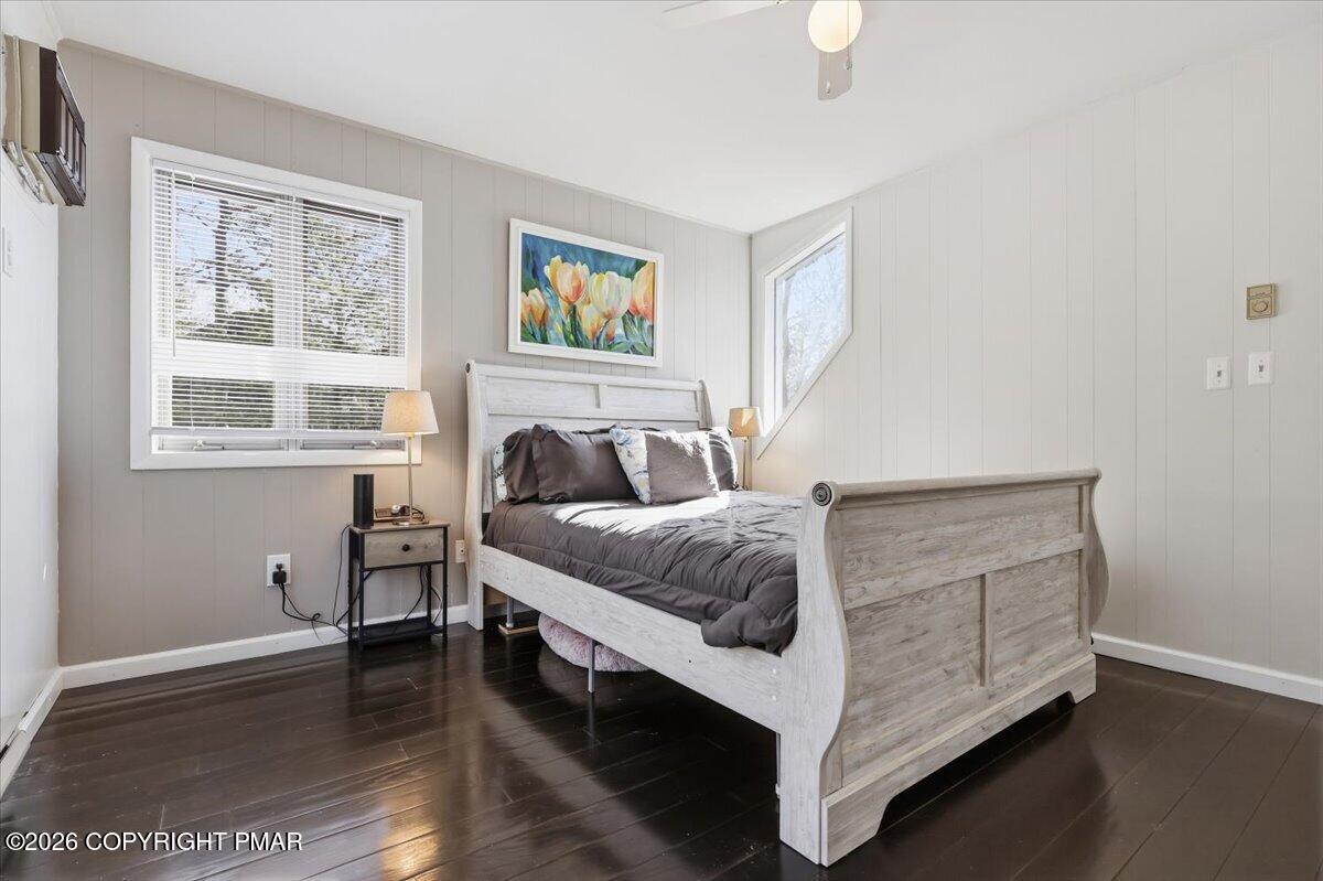 5135 Woodbridge Drive E