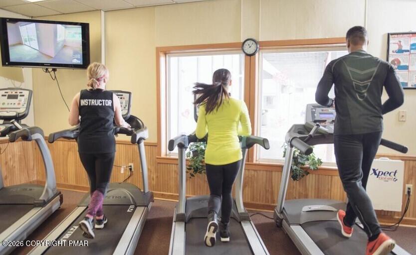 5135 Woodbridge Drive E