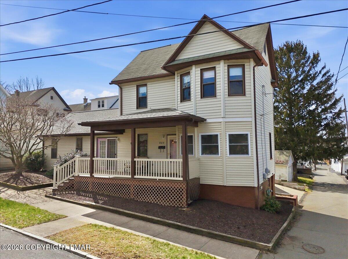 840 Alder Street