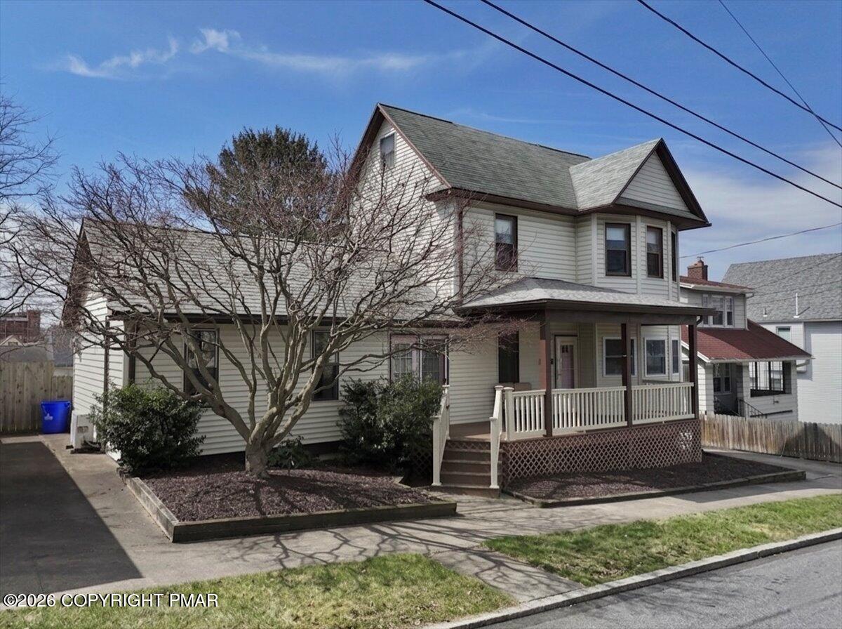 840 Alder Street