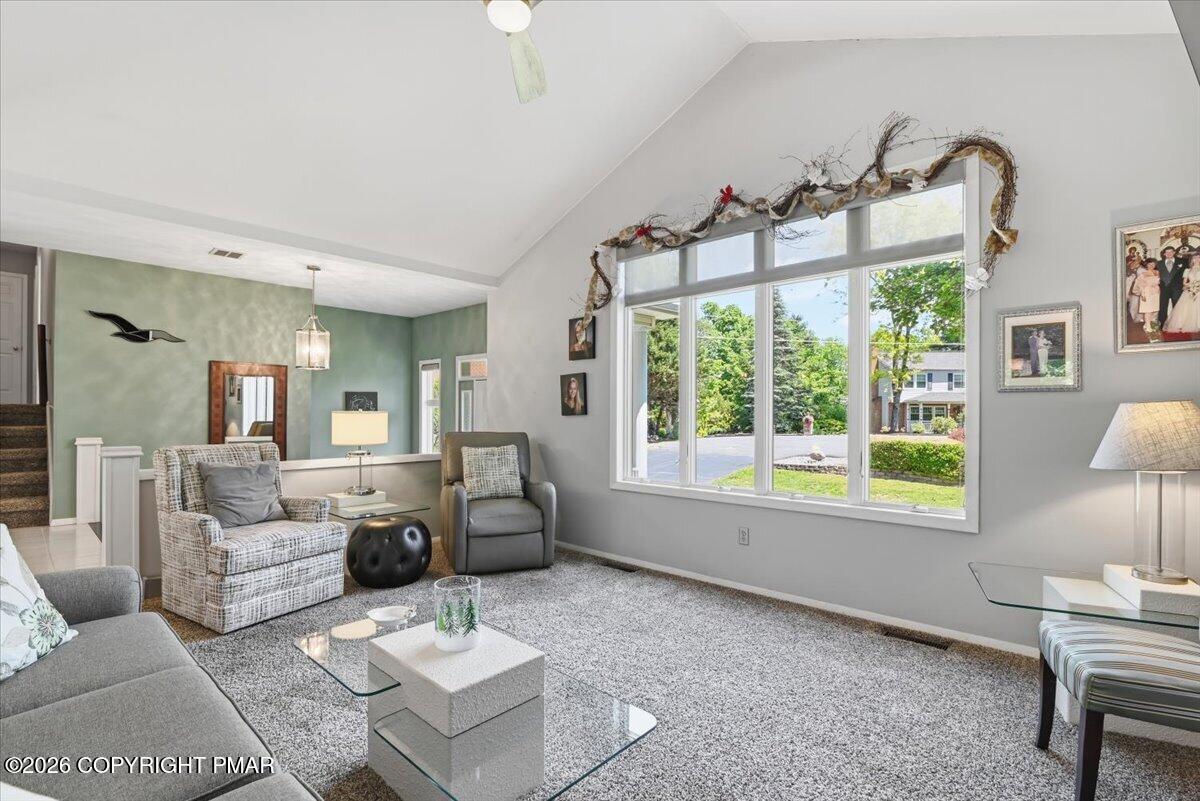 240 Oxford Circle