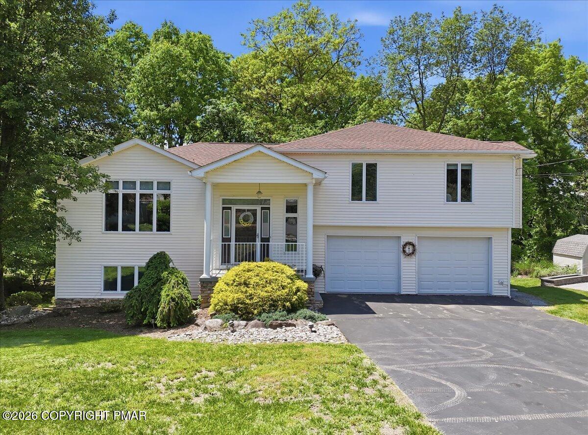 240 Oxford Circle