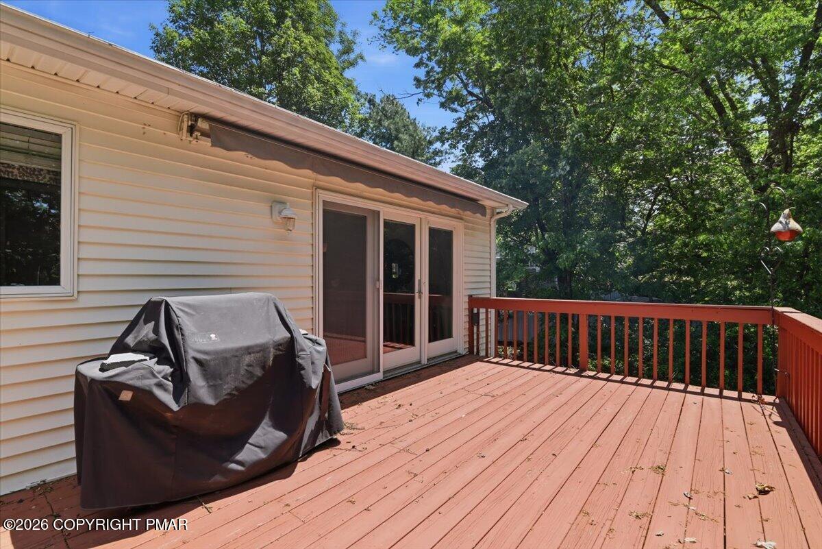 240 Oxford Circle