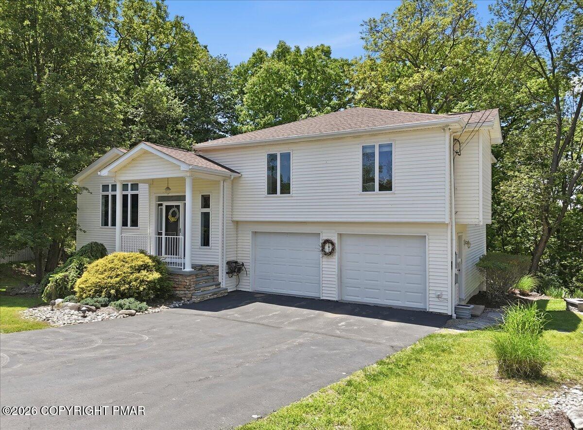 240 Oxford Circle