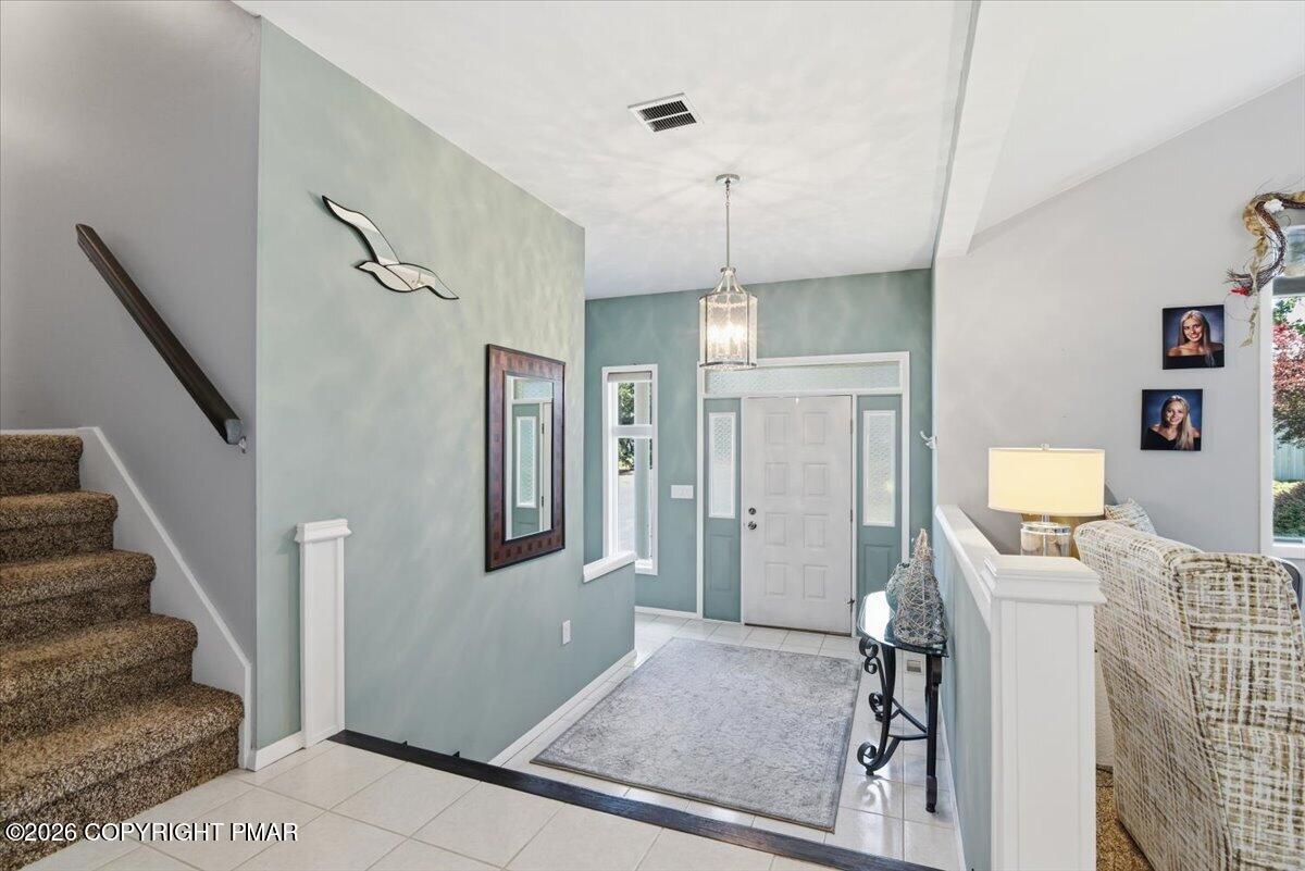 240 Oxford Circle