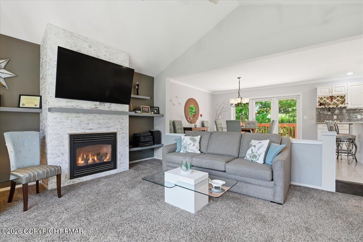 240 Oxford Circle