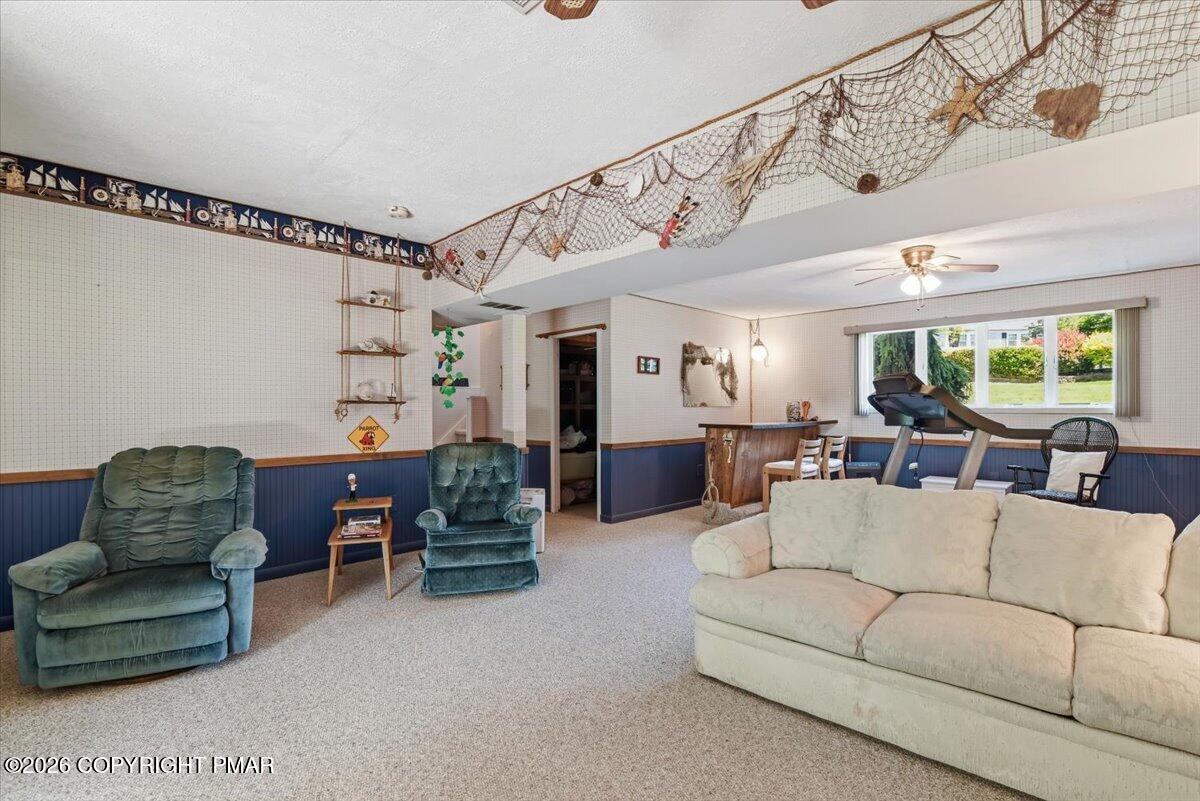 240 Oxford Circle