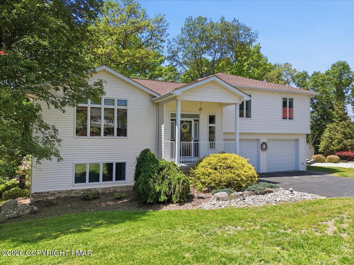 240 Oxford Circle