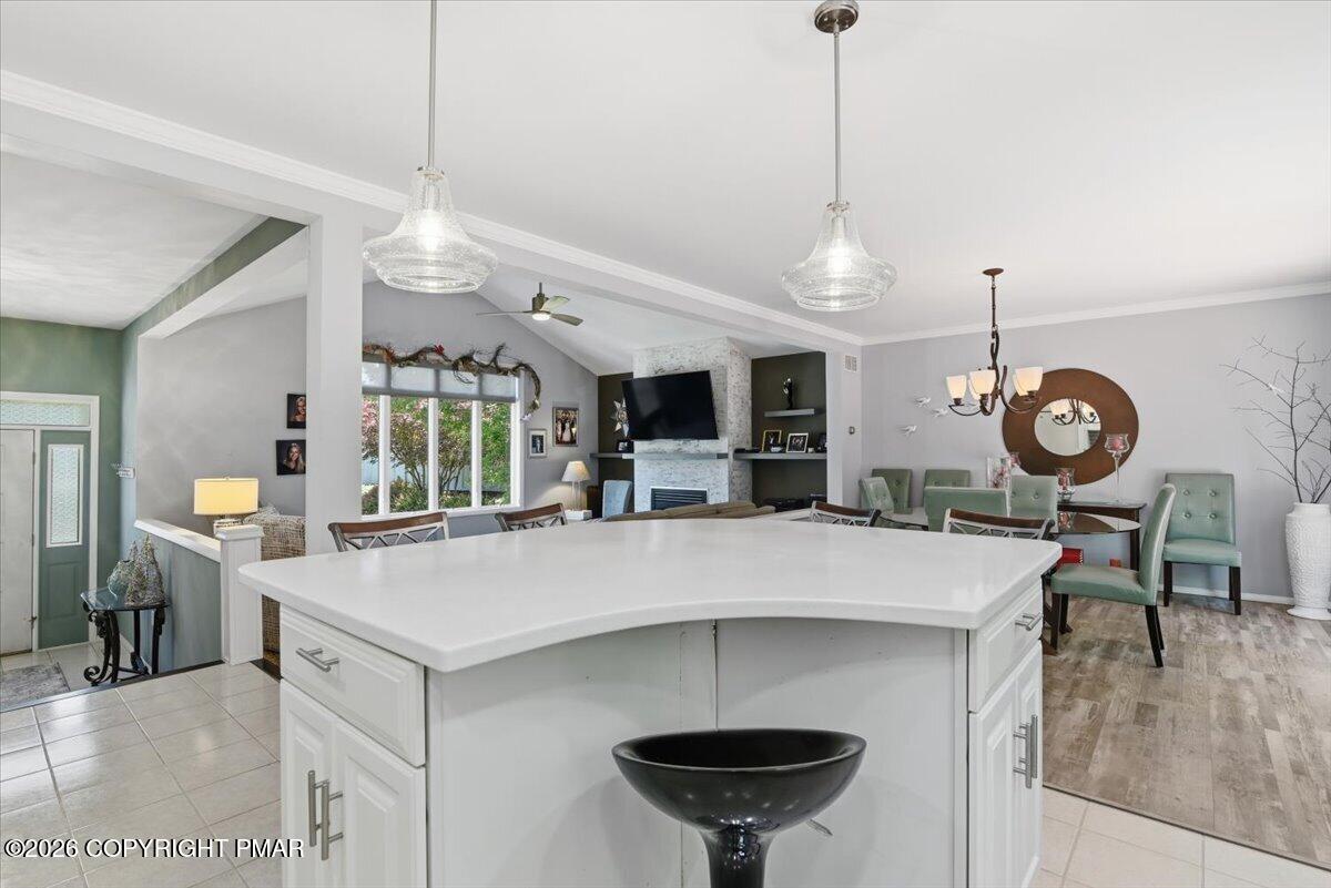 240 Oxford Circle