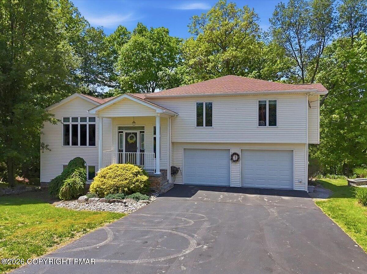 240 Oxford Circle
