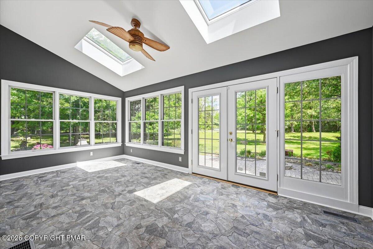 130 Rising Meadow Way