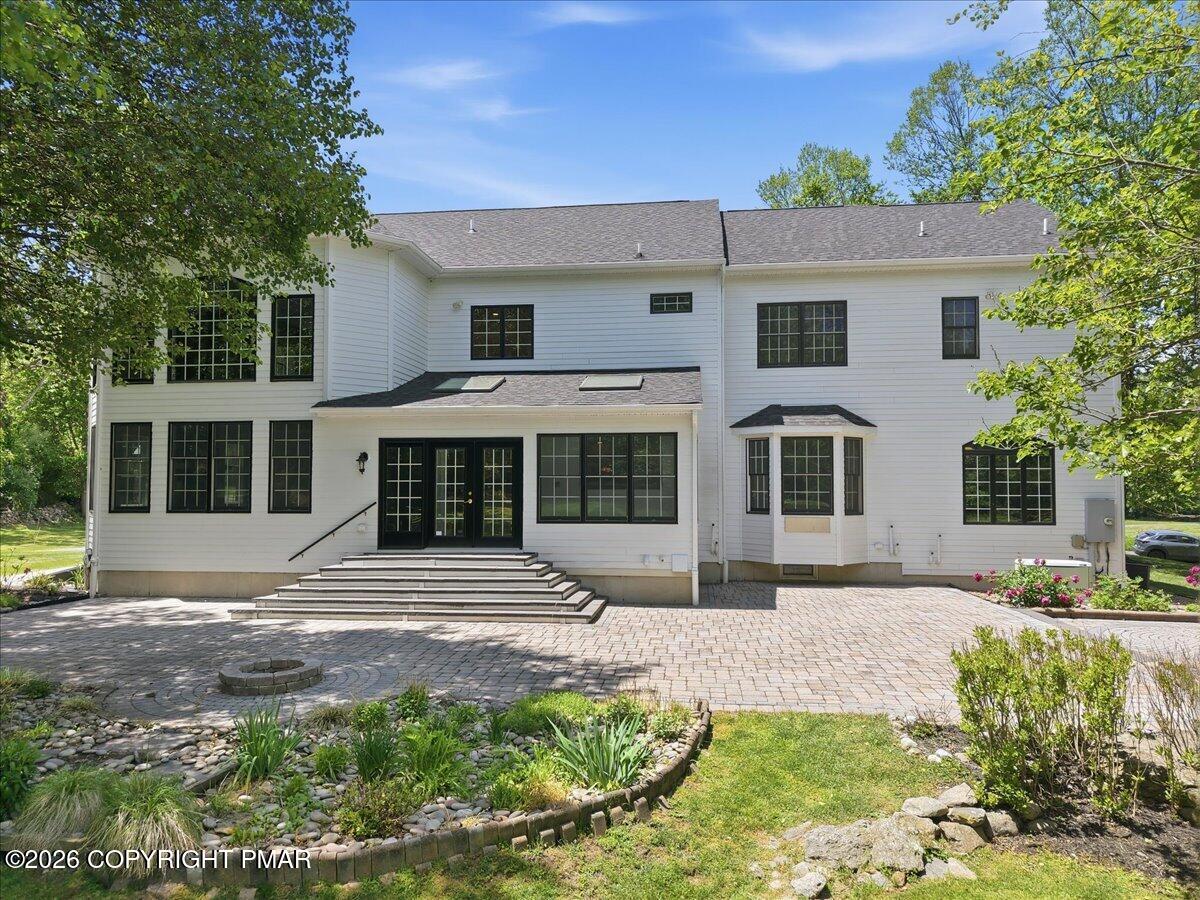 130 Rising Meadow Way