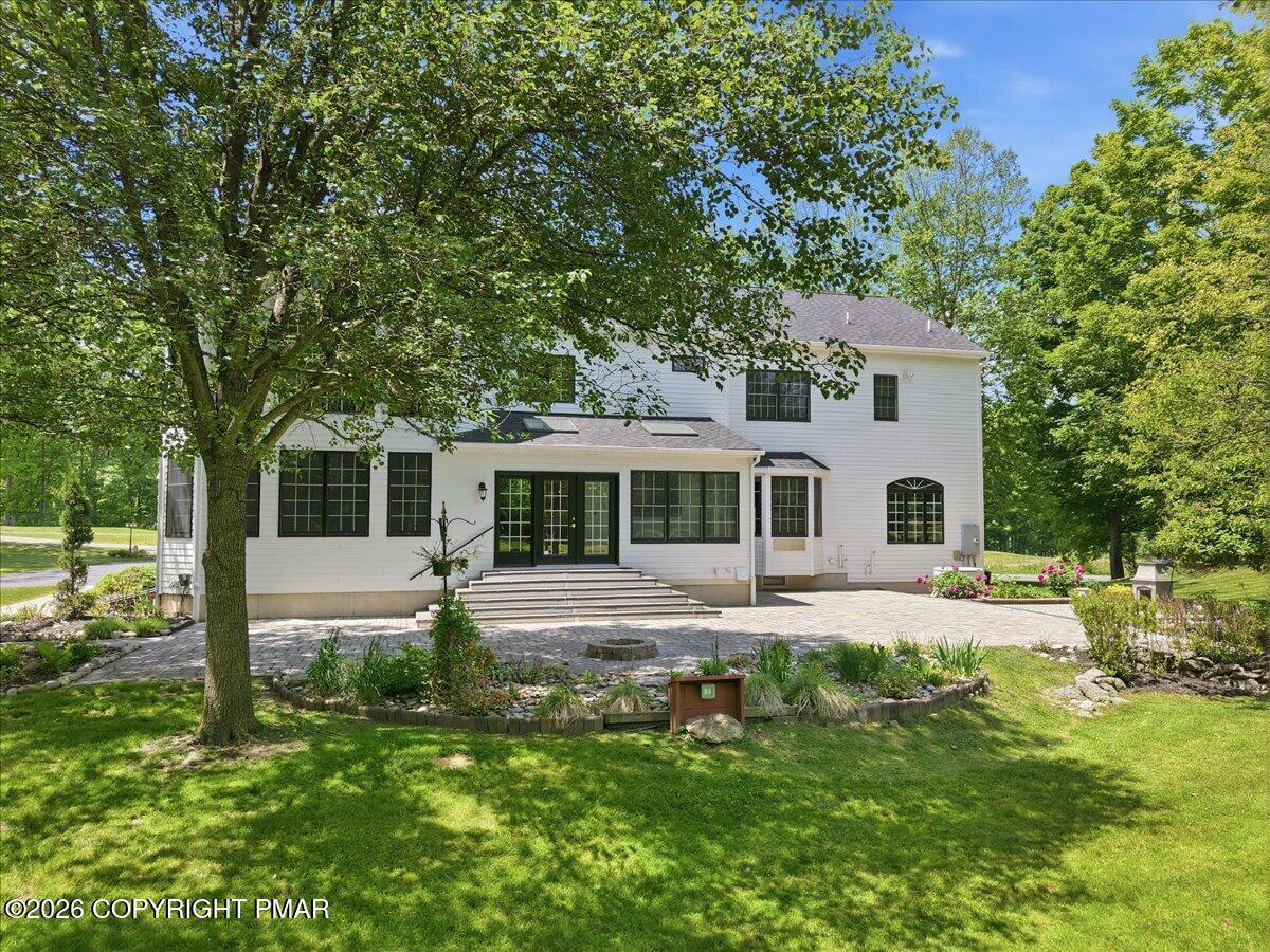 130 Rising Meadow Way