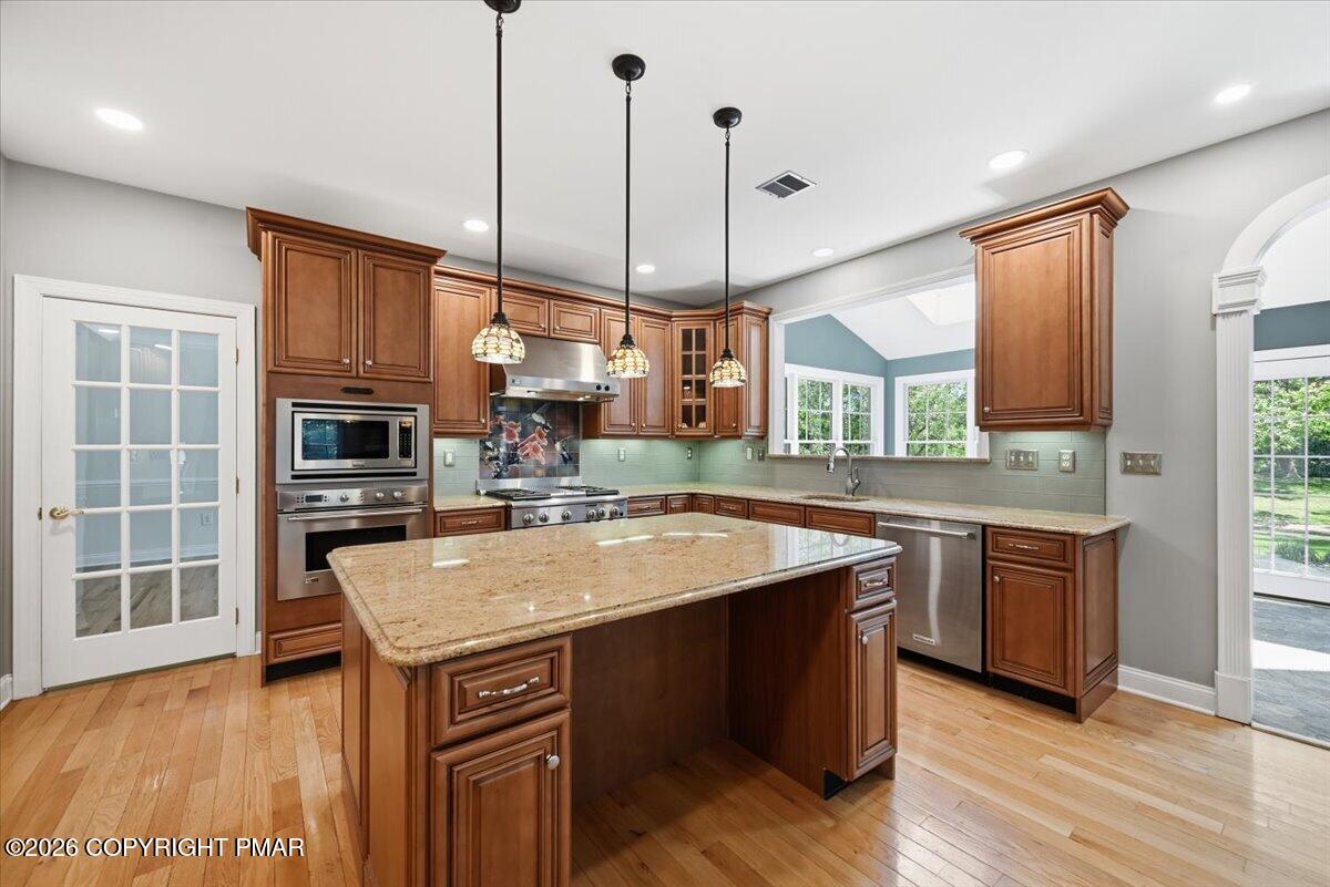 130 Rising Meadow Way