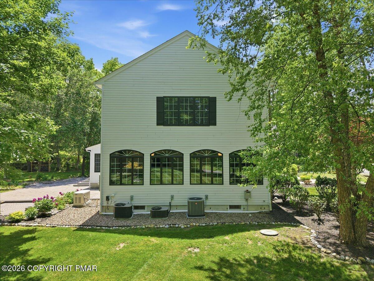 130 Rising Meadow Way