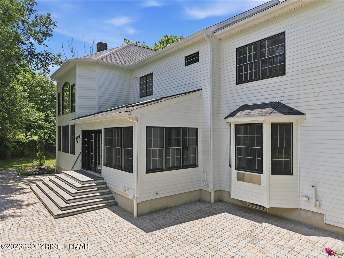 130 Rising Meadow Way