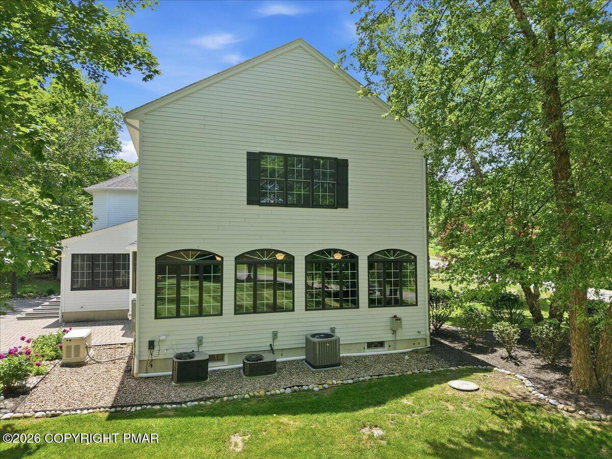 130 Rising Meadow Way