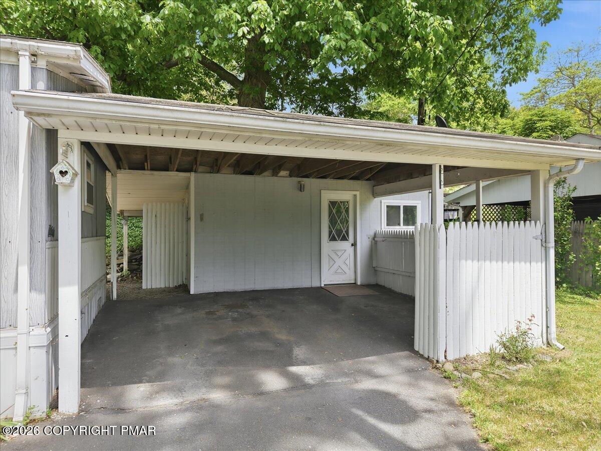309 Harry Lane