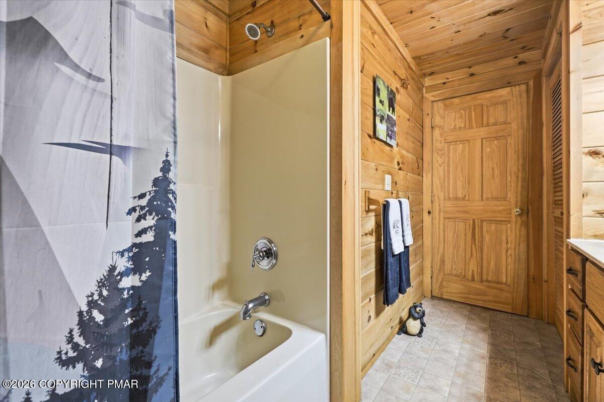 41 Hemlock Drive