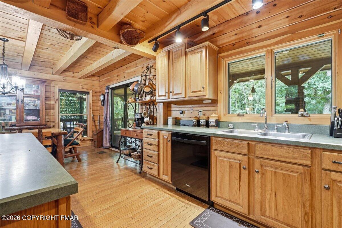 41 Hemlock Drive