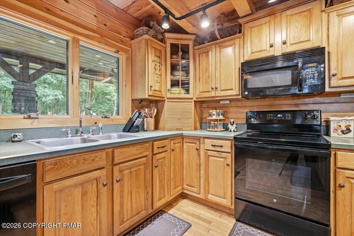 41 Hemlock Drive