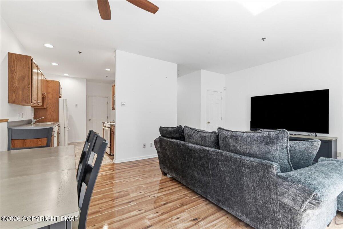 7 Oak Leaf Lane