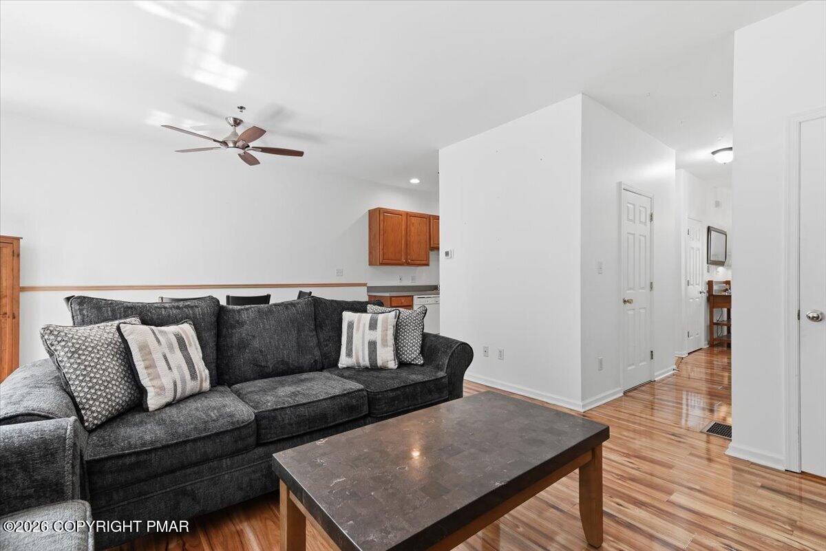 7 Oak Leaf Lane